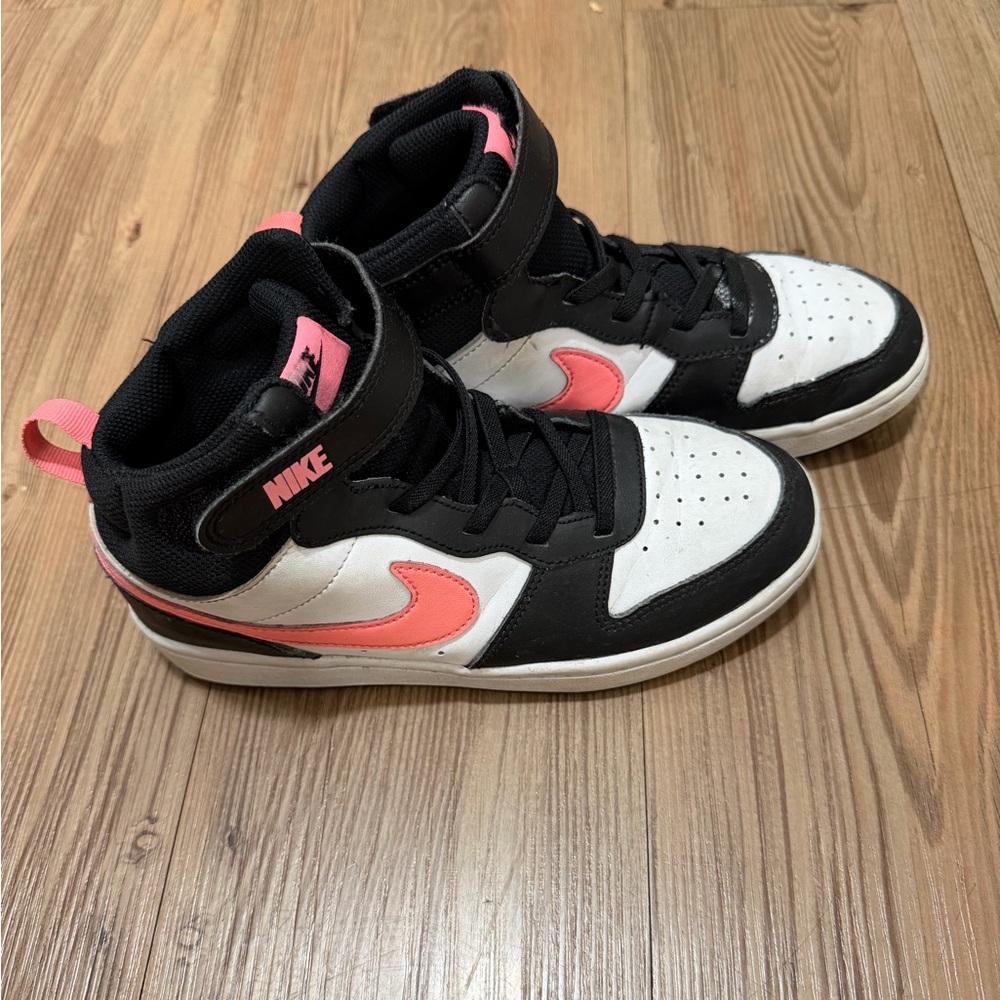 NIKE - LITTLE KIDS NIKE COURT BOROUGHS MID 2 - SIZE 3Y - Picture 4 of 11